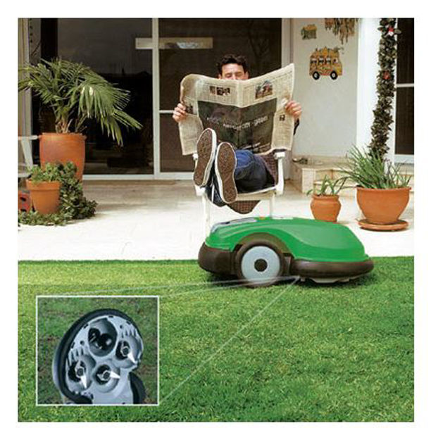 Picture of RoboMower RL 850 Automatic Lawn Mower