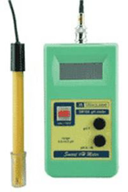 Picture of Milwaukee pH hand meter SM100